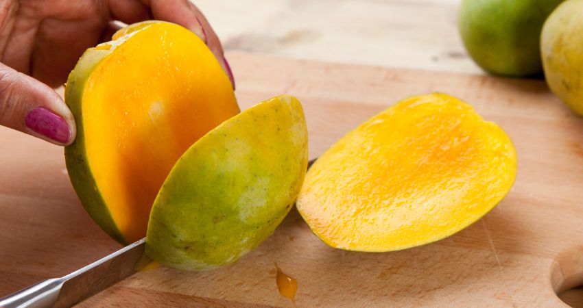 How To Prepare Mango for a Gerbil