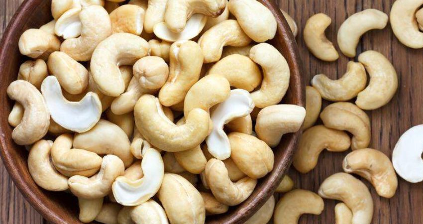 Description of Cashews